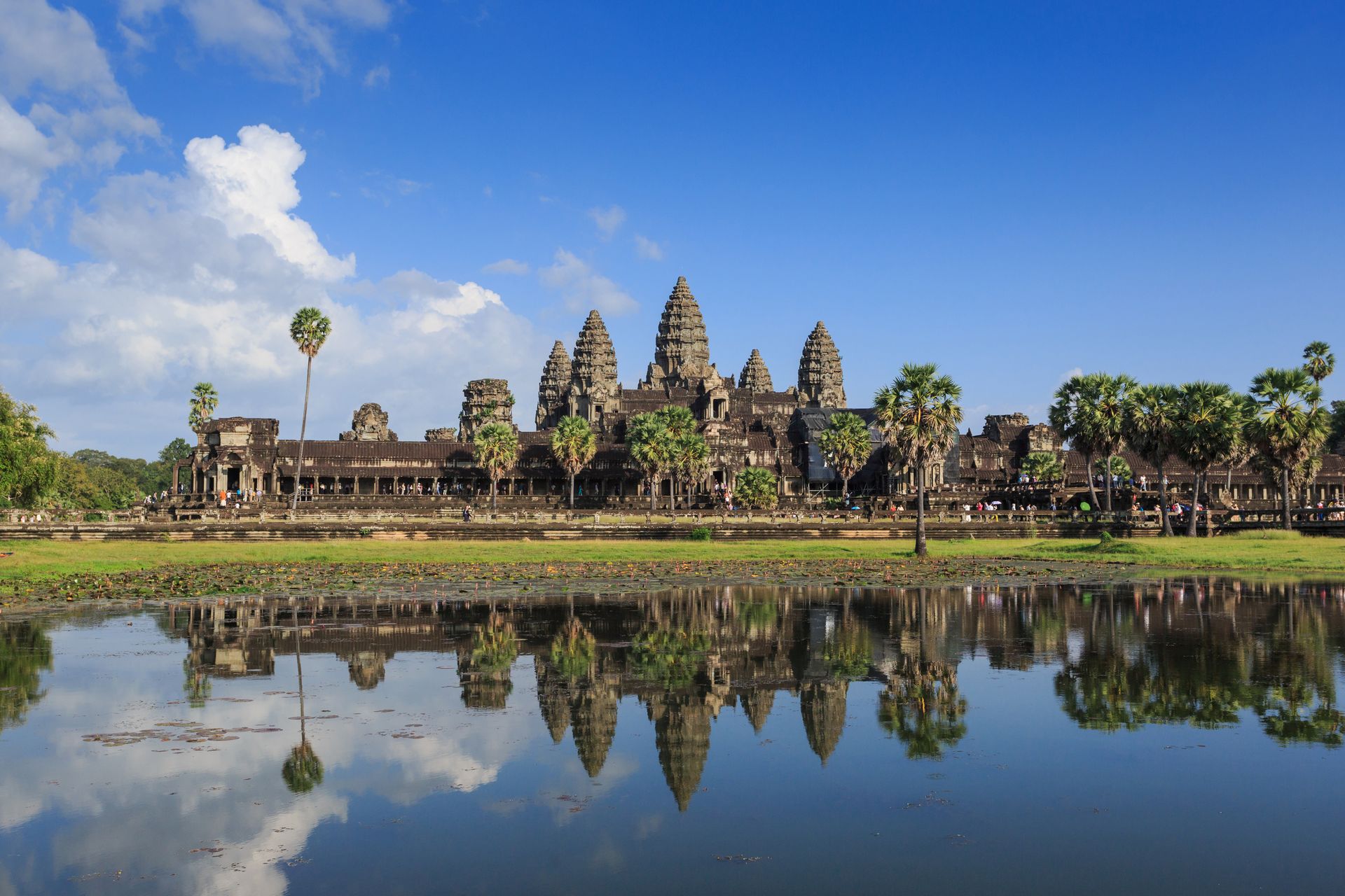 Камбоджа — из древности в современность